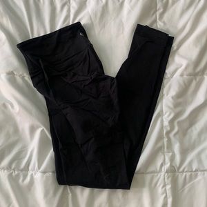 Lululemon leggings size 6